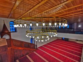 Arap džamija u novom ruhu (Video)