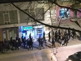 Napeto u Mostaru, stotinjak huligana defiluje gradom