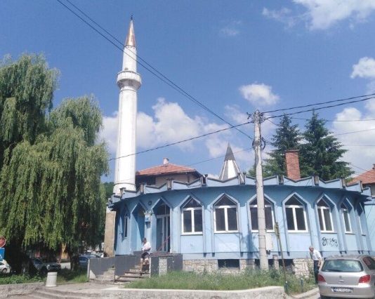 Prihvaćena peticija za vraćanje posjeda Hadži Hasan džamije u Pljevljima Islamskoj zajednici Crne Gore – Krenulo potpisivanje peticije