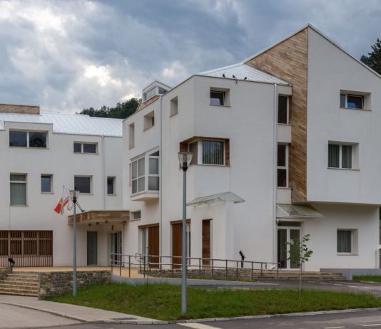 Almir Pljakić novi direktor OŠ „Mahmut Adović“ u Petnjici