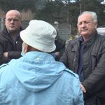 Predsjednik opštine Sjenica izašao da razgovara sa mještanima koji protestvuju protiv deponije