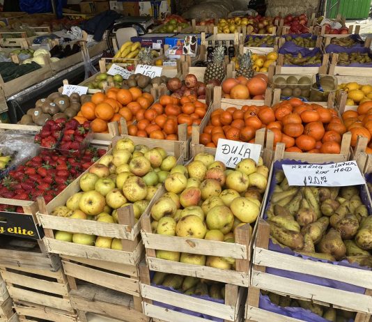 Trgovci: Korona virus utiče na prodaju i posjećenost pijace