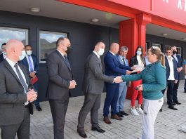 Opština Berane i Ministarstvo podijelili poljoprivrednicima plastenike