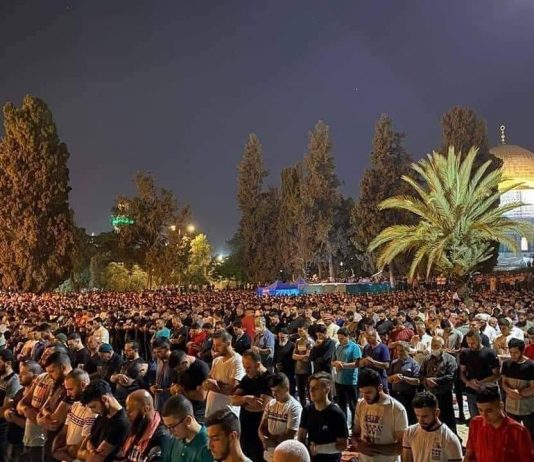 Večerašnji teravih-namaz u Mesdžidul-Aksi