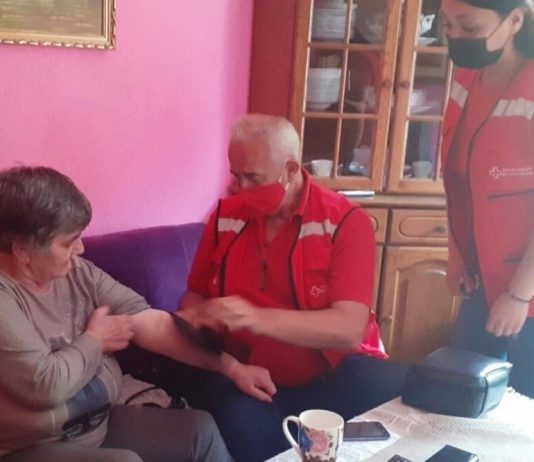 Crveni krst Bijelo Polje organizuje kućne posjete starijim osobama