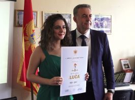 U Gimnaziji ,,30. Septembar“ dodijeljene diplome “Luča”