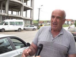 Mještani naselja Velje Polje traže od nadležnih postavljanje ležećih policajaca na putu