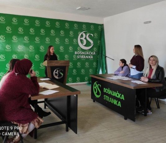 U Rožajama uspješno realizovana Škola retorike, javnog nastupa i debatovanja