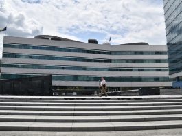 Zaposleni u državnim institucijama danas protestuju u Sarajevu zbog malih plata