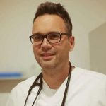 Preminuo sarajevski ljekar Amir Omerbašić