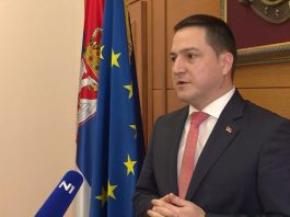 Ružić: Najdrastičnija opcija – školska godina od 1. septembra po modelu iz 2020.