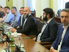 Završen sastanak Radne grupe za međustranački dijalog – Akademik Zukorlić: Manjinskim strankama olakšati učešće na izborima