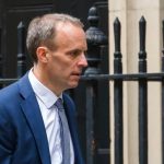 Britanski šef diplomatije: Genocid u Srebrenici bio je planirana operacija