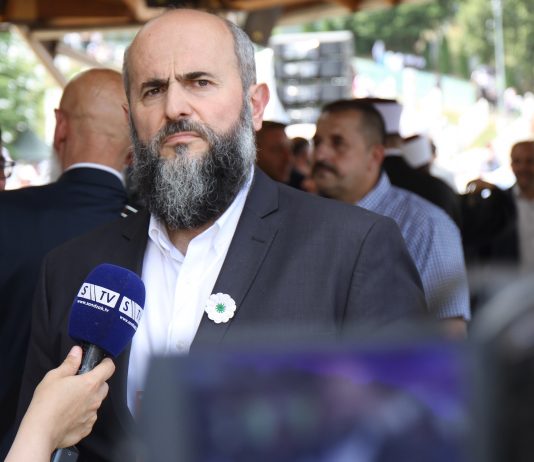 Akademik Zukorlić u Srebrenici – Negiranje genocida nije dobro ni za Srbiju, ni za srpski narod