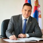 TESTIRAĆEMO UČENIKE, REDOVNO – Ministar prosvjete najavio prelazak na ONLAJN NASTAVU kada je 10 odsto đaka zaraženo u odeljenju