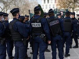 Francuska policija istjerala afganistanske izbjeglice iz Pariza