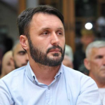 Kriminalci ili narod?