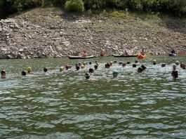 Na Sjeničkom jezeru održan prvi „Plivački maraton”