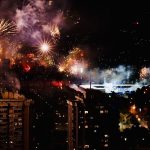 Manijaci nezapamćenim vatrometom zapalili nebo iznad Sarajeva za Željin 100. rođendan