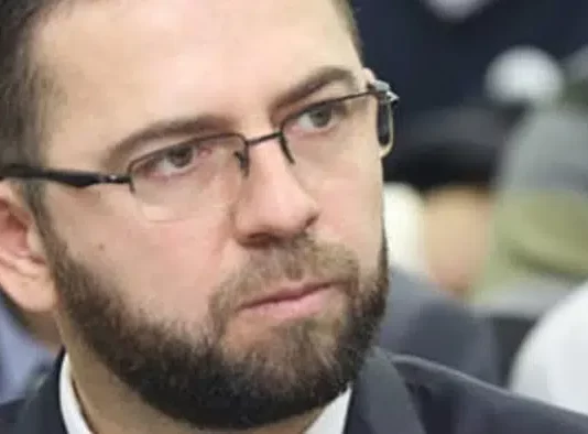 Mrtva trka za birača više