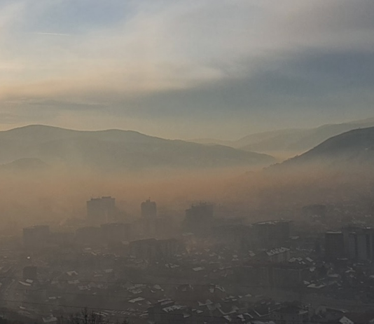 الهواء في مدينة نوفي بازار ملوث للغاية