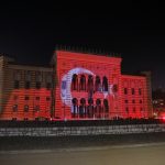 Sarajevska Vijećnica u bojama turske zastave povodom 98. rođendana Republike Turske