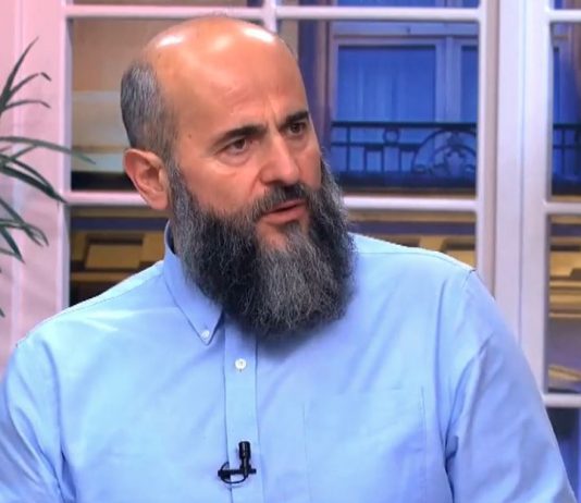 الأكاديمي زوكورليتش: لا وجود للبشناق في حكومة الجبل الأسود – هذا غير مقبول