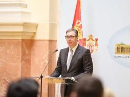 U Skupštini Srbije komemoracija Muameru Zukorliću: Predsjednik Vučić- On je na ovom svijetu sve testove položio