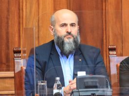 Muftija akademik Muamer ef. Zukorlić – Ljudska gromada