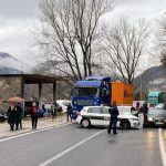 Zdravstveni radnici u Konjicu blokirali magistralu, traže svoje zarađene plate