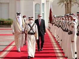 Predsjednik Erdogan u Kataru dočekan uz najviše državne počasti
