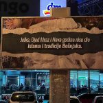 U Zenici postavljen bilboard protiv novogodišnjih praznika, nakon reakcije građana za par sati prefarban