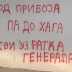 Grafiti posvećeni zločincu Ratku Mladiću osvanuli u Priboju (FOTO)