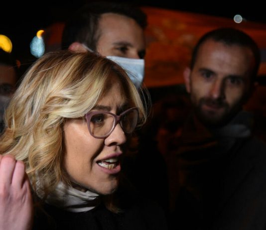 Crna Gora / U ostrašćenom govoru ministarka Bratić se obrušila na predstavnike manjinskih naroda