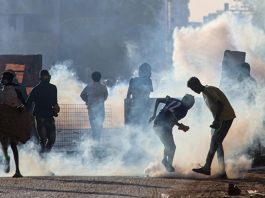 Sudan: Demonstranti blokirali ceste
