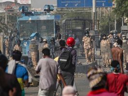 Najmanje sedam osoba poginulo u neredima na protestima u Sudanu