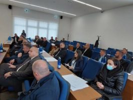 Verifikovani su mandati odbornika, ali nije izabran predjednik SO Petnjica