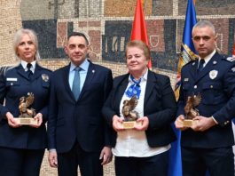 MUP: Priznjanje za radnicu PU Novi Pazar