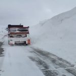 Snježni smetovi visine tri metra blokirali saobraćaj na Goliji