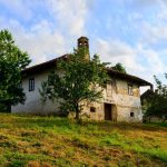 DRŽAVA DAJE NOVAC ZA KUPOVINU SEOSKIH KUĆA: Ovo su uslovi koje morate da ispunite