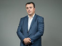 Muhović predlaže da Petnjica 11. jul proglasi Danom obilježavanja genocida u Srebrenici