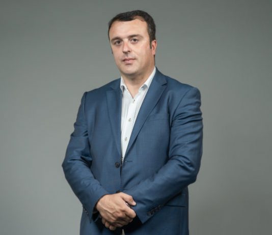 Muhović predlaže da Petnjica 11. jul proglasi Danom obilježavanja genocida u Srebrenici