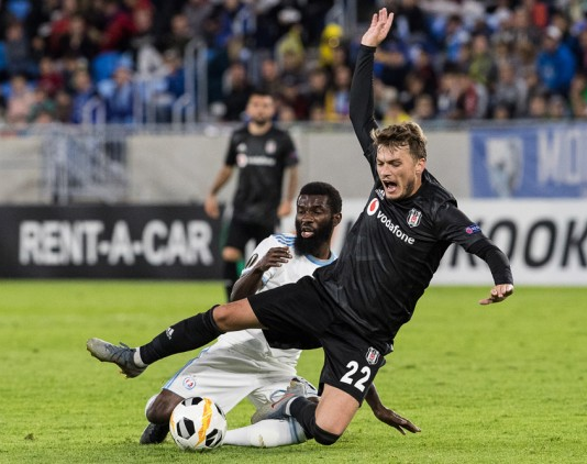 Godina bez fudbala – LJajić ostaje u Bešiktašu