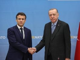 Macron: Sa predsjednikom Erdoganom radit ćemo na postizanju primirja u Ukrajini