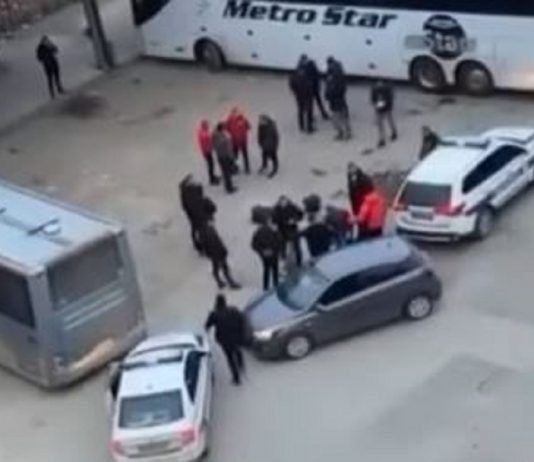 PRONAŠLI KILOGRAM MARIHUANE: Pogledajte akciju Novopazarske policije na autobuskoj stanici