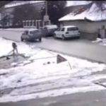 Snimak drame u Pljevljima, djevojčicu davljenja spasao policajac (Video)