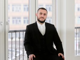 Usame Zukorlić opet na specifičan način čestitao pravoslavcima praznik