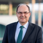 Visoki predstavnik upotrijebio Bonske ovlasti: Poništen zakon RS-a o imovini