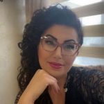 Učiteljici iz Novog Pazara Nezrini Šaćirović aplaudira cijeli region