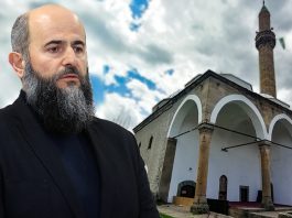 Sa ikindije ukop tijela rahmetli muftije Zukorlića u haremu Altun-alem džamije